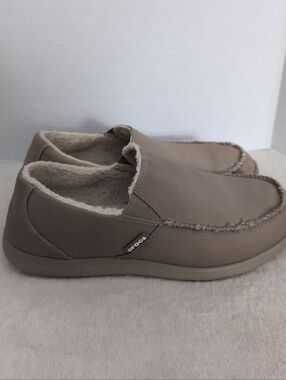 CROCS Men’s Taupe Slip-On Moccasin with Fleece Lining